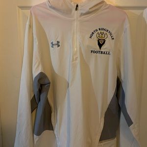 UnderArmour Windbreaker Size small